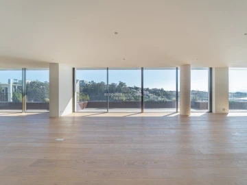 Apartamento T3 para Venda em Lordelo do Ouro e Massarelos