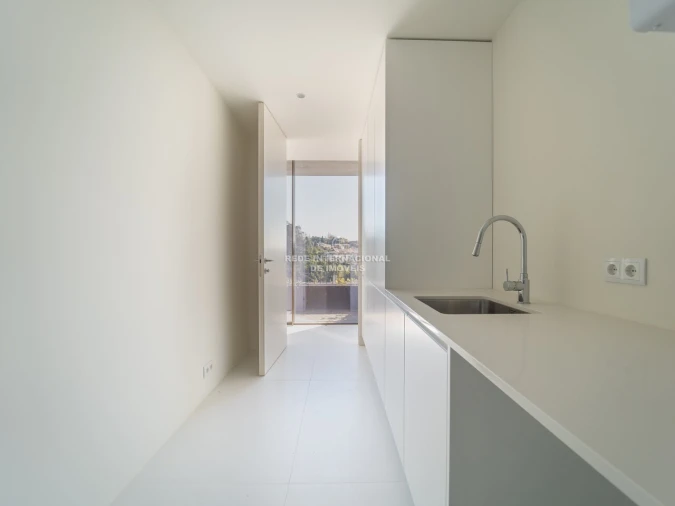 Apartamento T3 para Venda em Lordelo do Ouro e Massarelos Foto 15