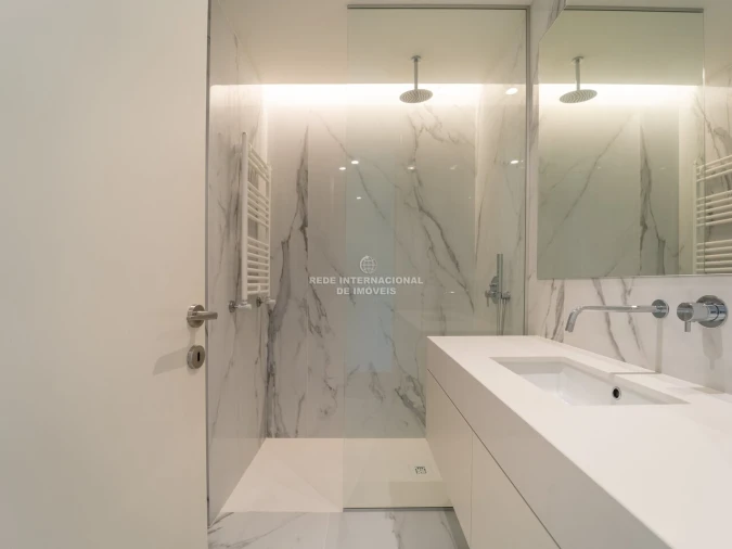 Apartamento T3 para Venda em Lordelo do Ouro e Massarelos Foto 26