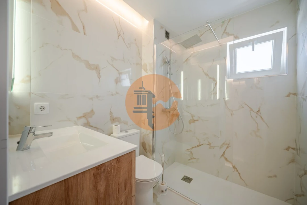 Apartamento T2 para Venda em Monte Gordo Foto 9