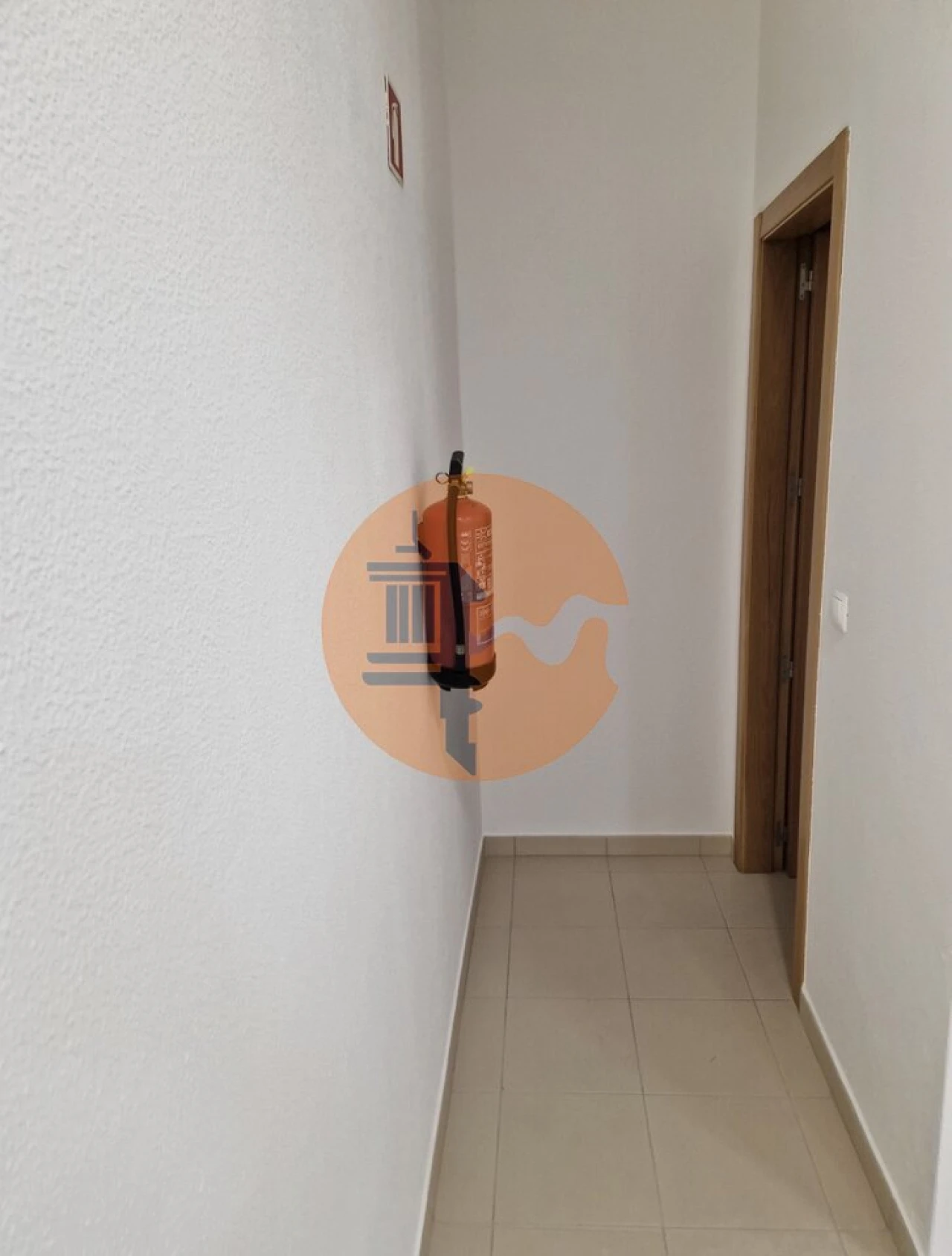 Loja para Venda em Monte Gordo Foto 3