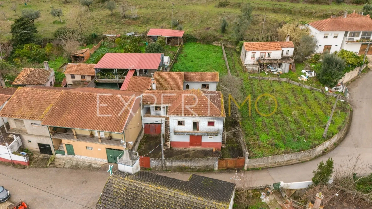 Moradia T3 para Venda em Almalagues Foto 1