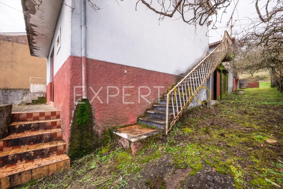 Moradia T3 para Venda em Almalagues Foto 7