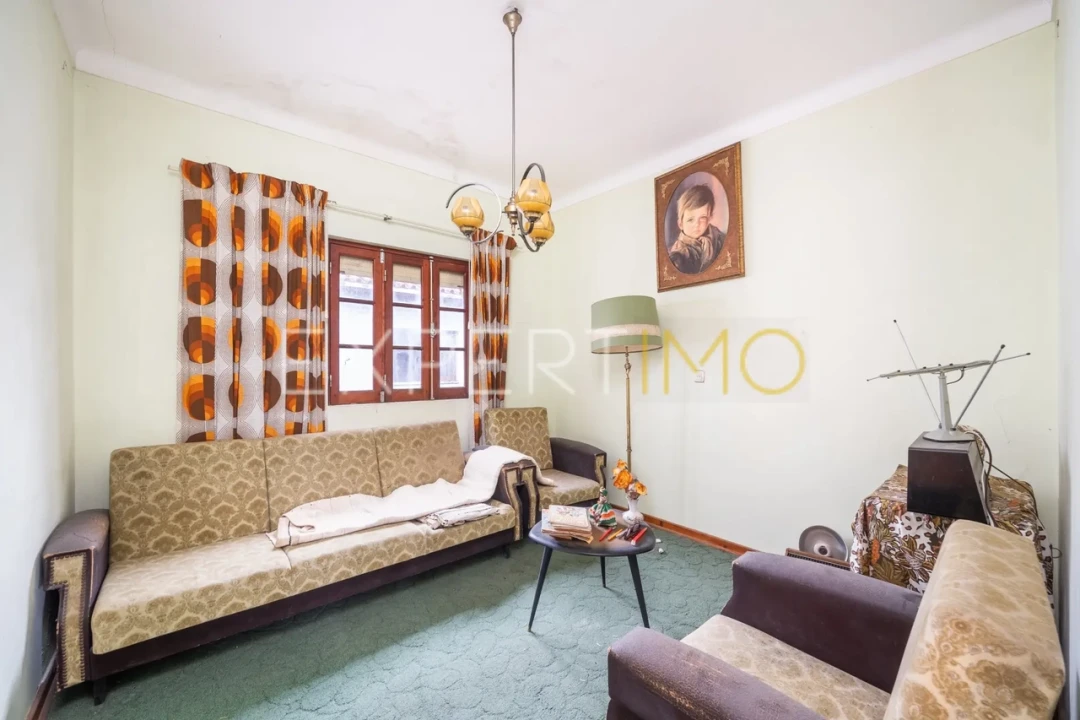 Moradia T3 para Venda em Almalagues Foto 9