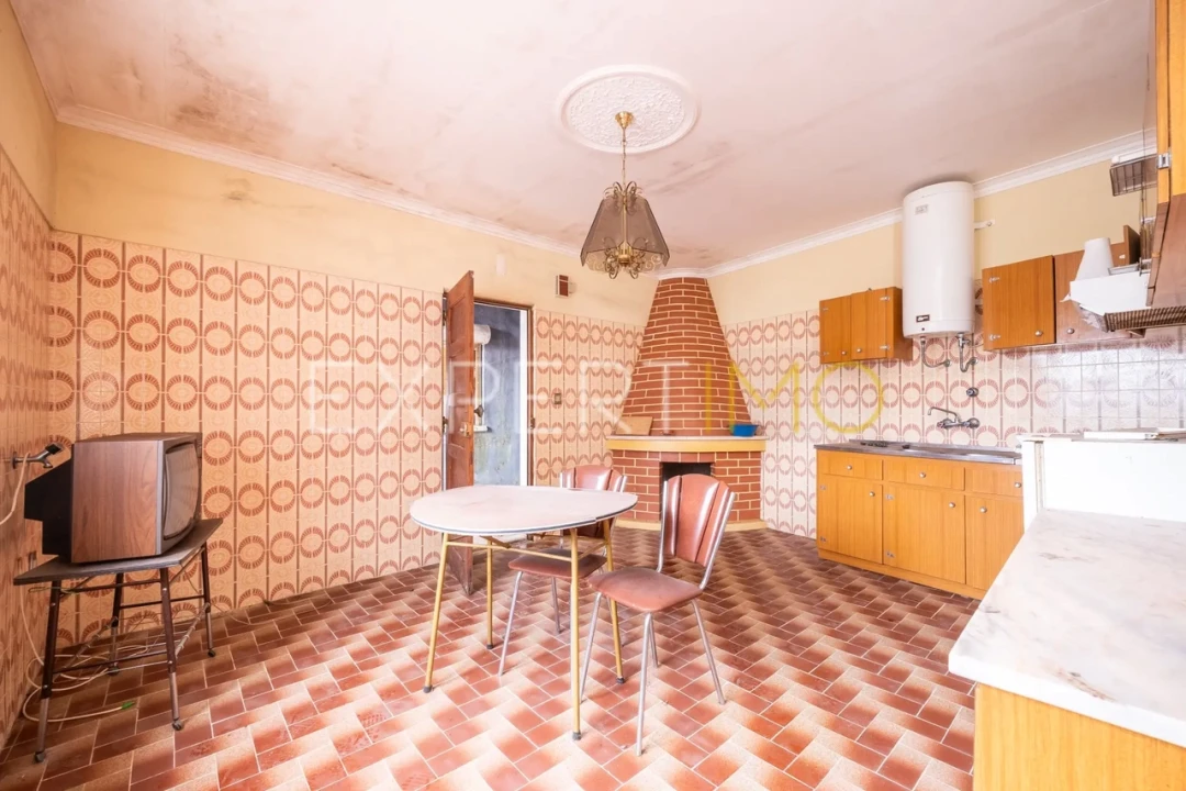 Moradia T3 para Venda em Almalagues Foto 18