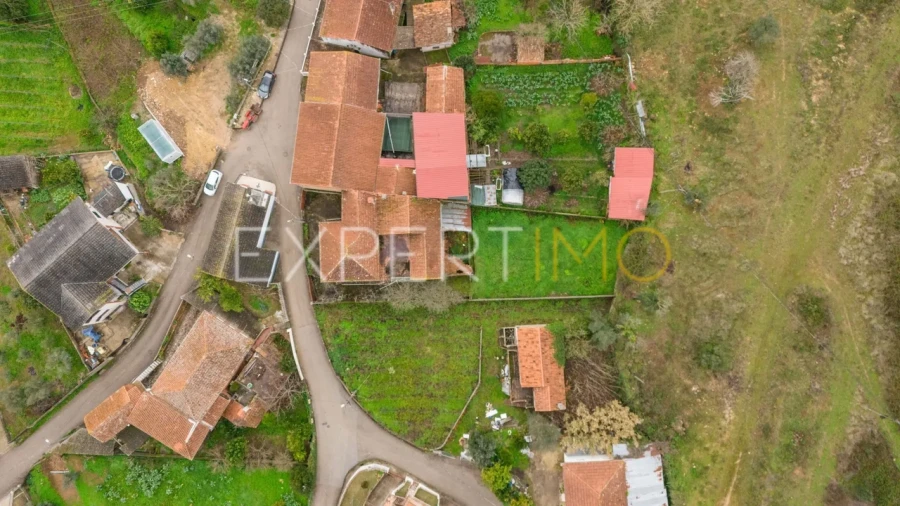 Moradia T3 para Venda em Almalagues Foto 25