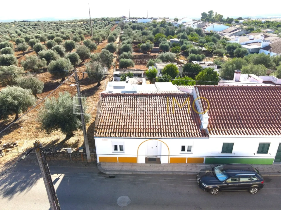 Moradia T2 para Venda em Terrugem e Vila Boim Foto 1