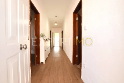 Moradia T2 para Venda em Terrugem e Vila Boim