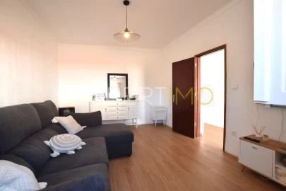 Moradia T2 para Venda em Terrugem e Vila Boim