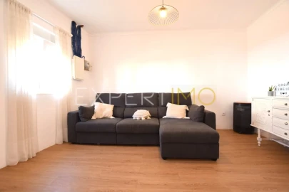 Moradia T2 para Venda em Terrugem e Vila Boim