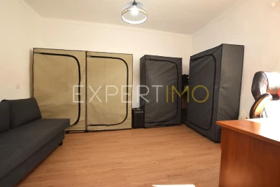 Moradia T2 para Venda em Terrugem e Vila Boim