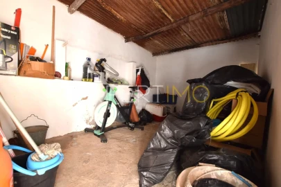 Moradia T2 para Venda em Terrugem e Vila Boim