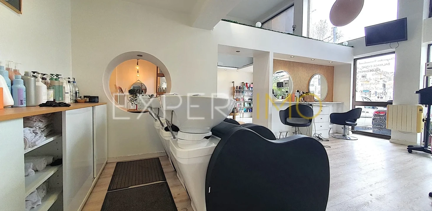 Loja para Venda em Santo Antonio dos Olivais Foto 3