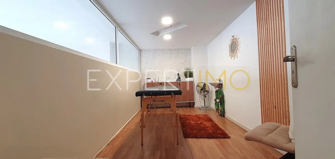 Loja para Venda em Santo Antonio dos Olivais Foto 8