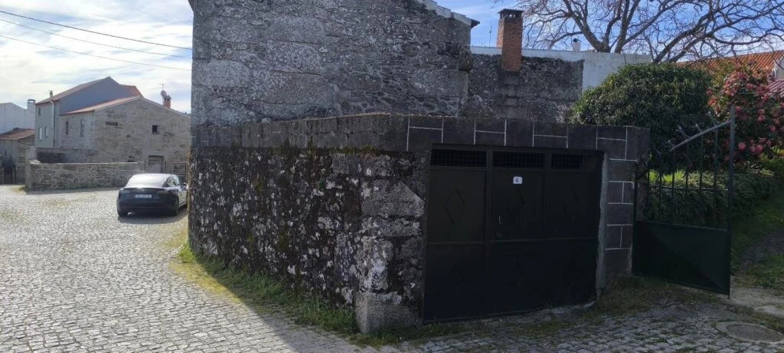 Moradia T3 para Venda em Vila Fernando Foto 11