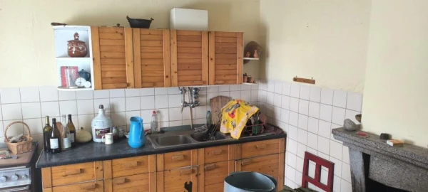 Moradia T3 para Venda em Vila Fernando