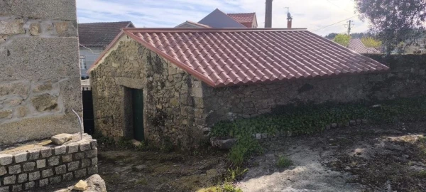 Moradia T3 para Venda em Vila Fernando