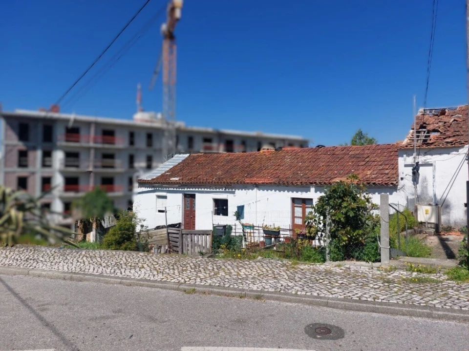 Prédio para Venda em Leiria, Pousos, Barreira e Cortes Foto 4