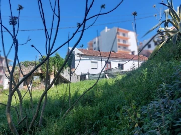 Prédio para Venda em Leiria, Pousos, Barreira e Cortes