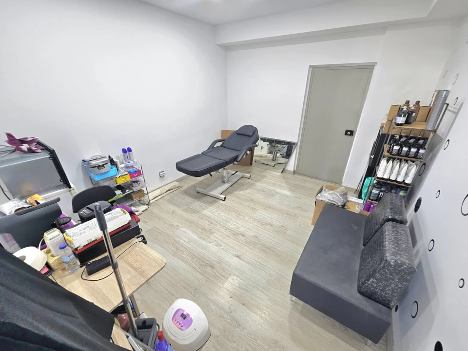 Loja para Arrendamento em Portimão Foto 7