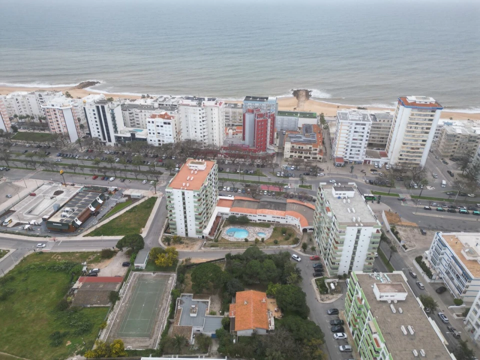 Terreno para Venda em Quarteira Foto 2