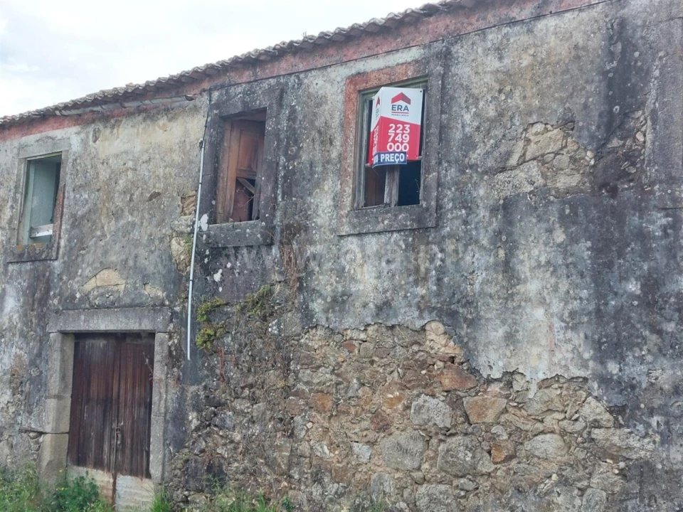 Moradia T3 para Venda em Lobão, Gião, Louredo e Guisande Foto 3