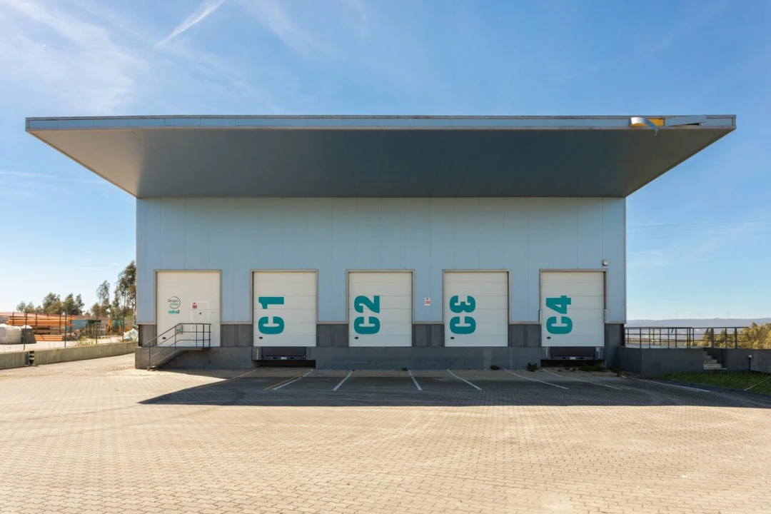 Armazém para Venda em Oliveira do Mondego e Travanca do Mondego Foto 3