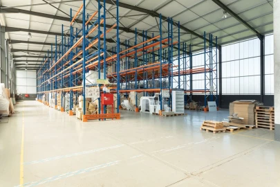 Armazém para Venda em Oliveira do Mondego e Travanca do Mondego