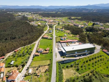 Armazém para Venda em Oliveira do Mondego e Travanca do Mondego