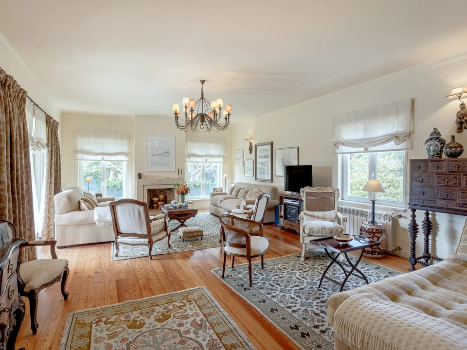 Moradia T5 para Venda em Cascais e Estoril Foto 16