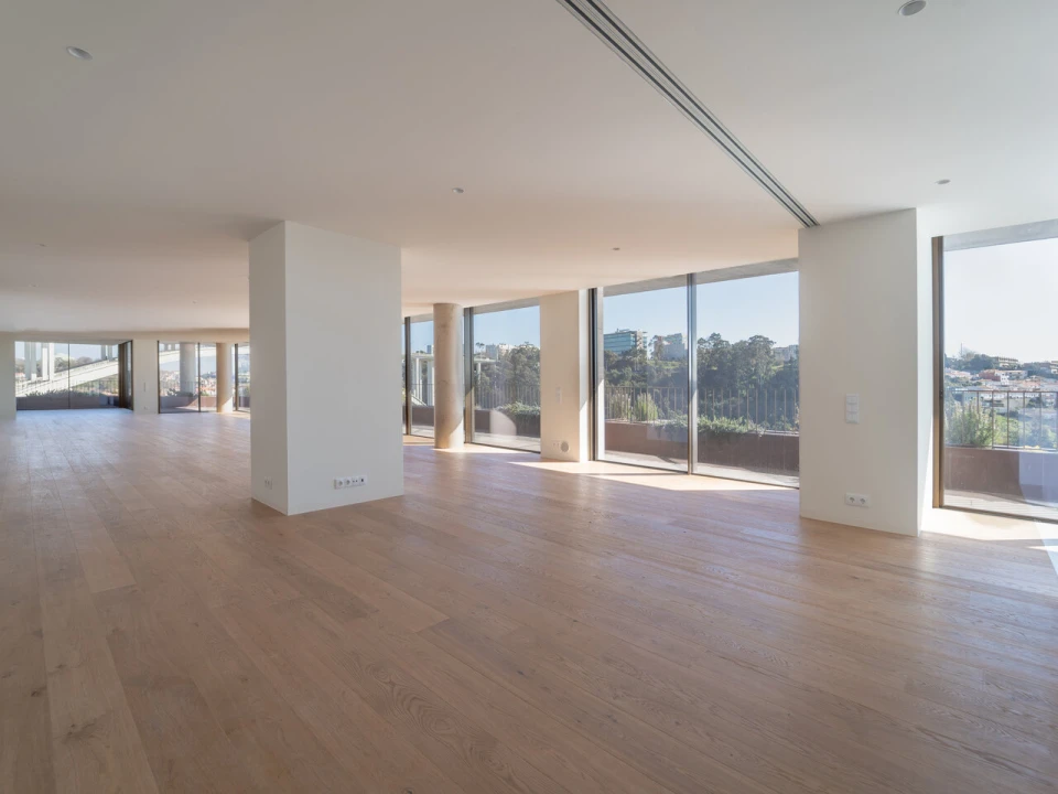 Apartamento T3 para Venda em Lordelo do Ouro e Massarelos Foto 16