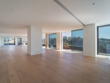 Apartamento T3 para Venda em Lordelo do Ouro e Massarelos