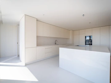 Apartamento T3 para Venda em Lordelo do Ouro e Massarelos