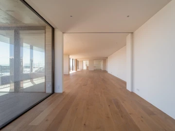 Apartamento T3 para Venda em Lordelo do Ouro e Massarelos