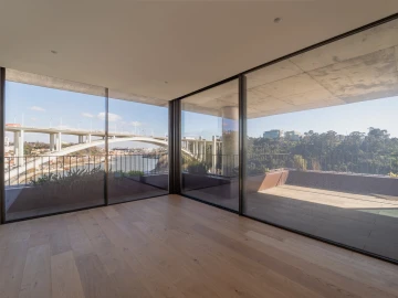 Apartamento T3 para Venda em Lordelo do Ouro e Massarelos