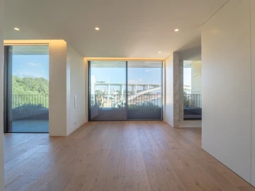 Apartamento T3 para Venda em Lordelo do Ouro e Massarelos