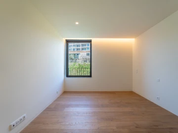 Apartamento T3 para Venda em Lordelo do Ouro e Massarelos