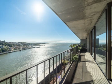Apartamento T3 para Venda em Lordelo do Ouro e Massarelos