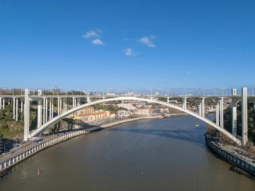 Apartamento T3 para Venda em Lordelo do Ouro e Massarelos