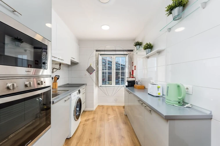 Apartamento T1 para Venda em Alcantara Foto 5