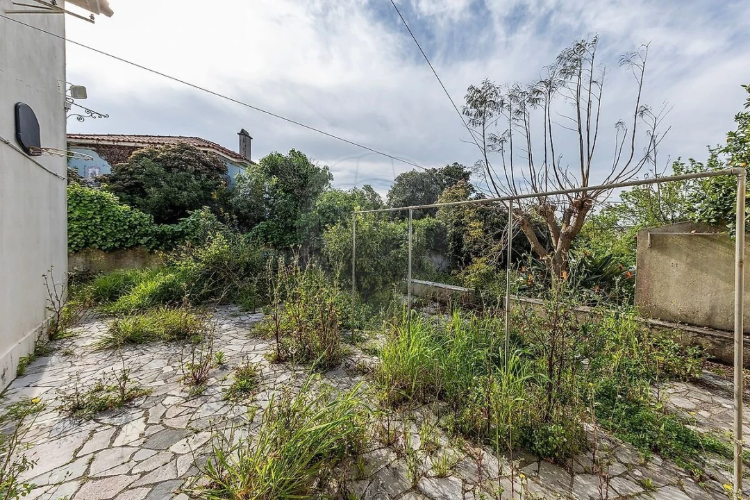 Moradia T5 para Venda em Queluz e Belas Foto 33