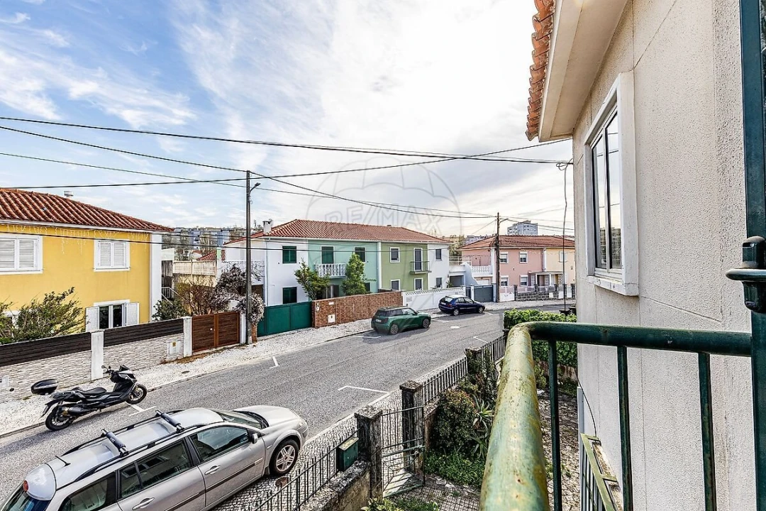 Moradia T5 para Venda em Queluz e Belas Foto 25