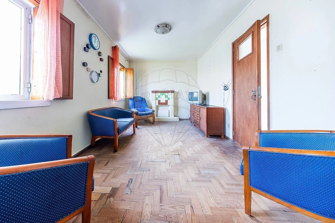 Moradia T5 para Venda em Queluz e Belas Foto 8