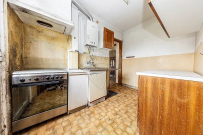 Moradia T5 para Venda em Queluz e Belas