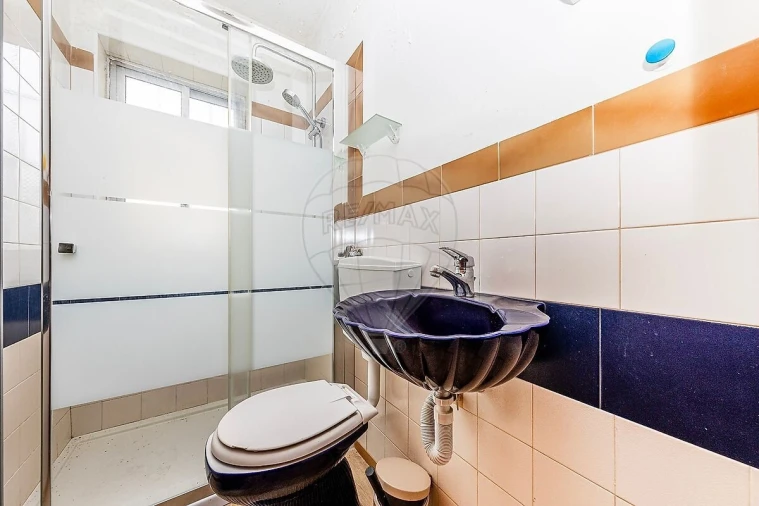 Moradia T5 para Venda em Queluz e Belas Foto 9