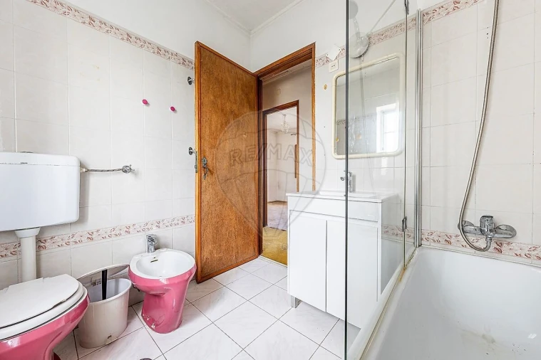 Moradia T5 para Venda em Queluz e Belas Foto 20