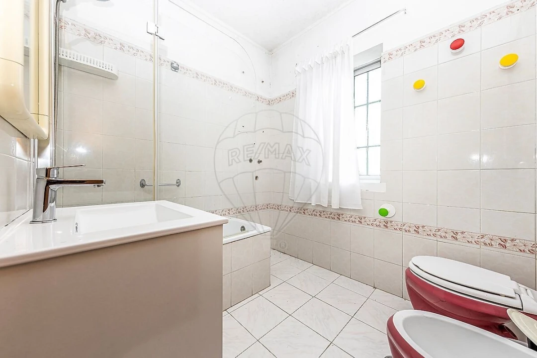 Moradia T5 para Venda em Queluz e Belas Foto 19