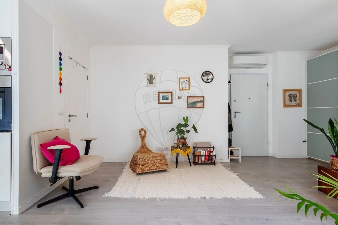 Apartamento T0 para Venda em Beato Foto 10