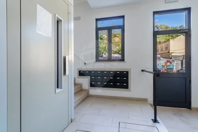 Apartamento T0 para Venda em Beato