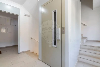 Apartamento T0 para Venda em Beato